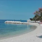 Апартаменты Dispet Дуги-Рат